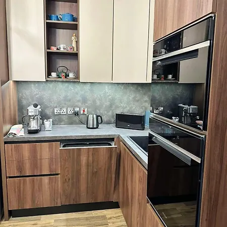 Lux 3 Bedroom شقة